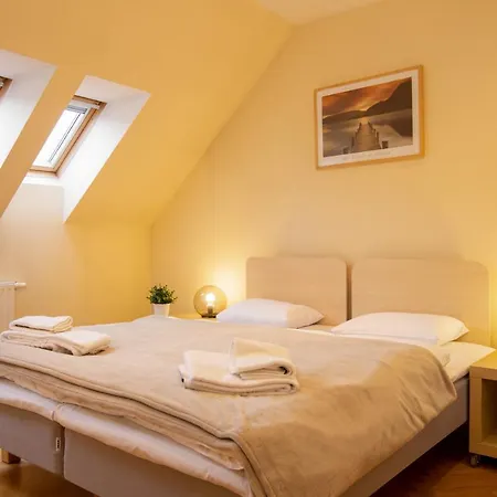 Appartement The Spot Praag